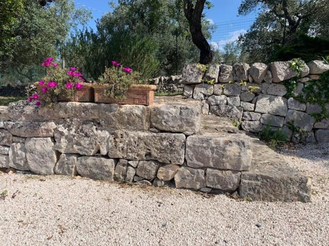 Trulli Santa Maria Odegitria Relais Guest House Ostuni Exterior photo